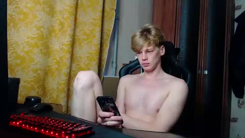 Tom and Betty online show from April 24, 2026, 3:36 pm