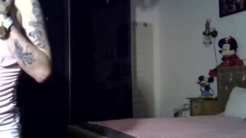 Snapshot of shyskinnynina chatting on May 5, 2026, 9:12 pm Nina online show from May 5, 2026, 9:12 pm