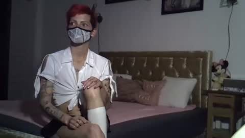Snapshot of shyskinnynina chatting on May 15, 2026, 10:00 am Nina online show from May 15, 2026, 10:00 am