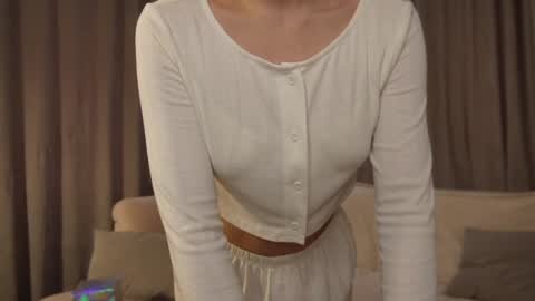 Tanya online show from April 21, 2026, 1:06 pm