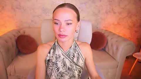 shyysiren online show from September 21, 2025, 6:15 am