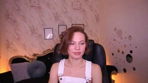 shyysiren online show from April 11, 2026, 7:45 am