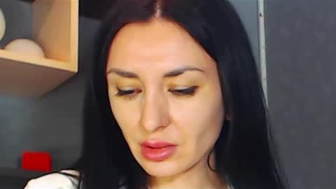 Snapshot of siaconna chatting on February 1, 2025, 6:54 am Siaconna online show from February 1, 2025, 6:54 am