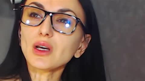 Snapshot of siaconna chatting on February 17, 2025, 5:58 am Siaconna online show from February 17, 2025, 5:58 am