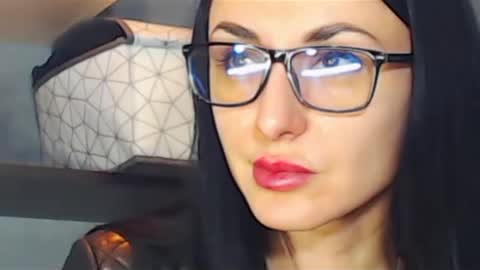 Snapshot of siaconna chatting on February 27, 2025, 7:12 am Siaconna online show from February 27, 2025, 7:12 am