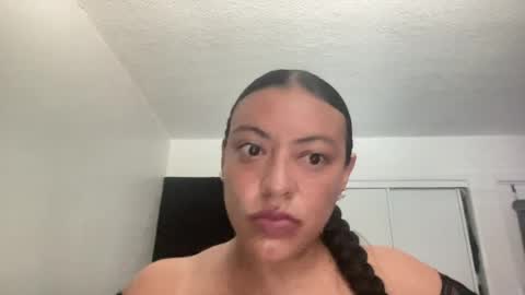 sicksweetiekay online show from July 7, 2026, 9:19 pm