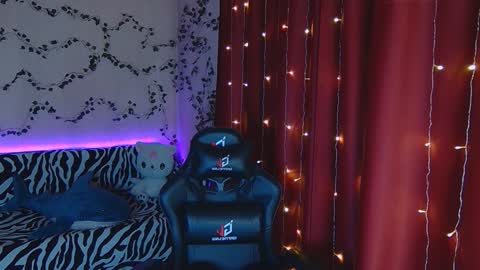 Sidny online show from February 7, 2025, 1:36 am