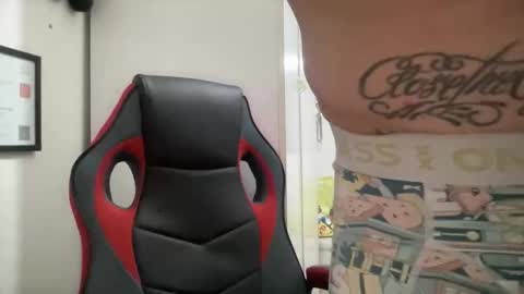 Snapshot of sidvicious23cm chatting on September 8, 2025, 5:45 pm sidvicious23cm online show from September 8, 2025, 5:45 pm