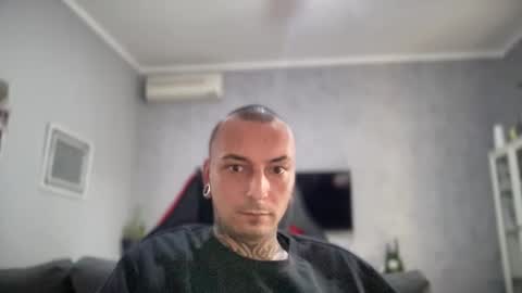 Snapshot of sidvicious23cm chatting on November 20, 2025, 11:32 am sidvicious23cm online show from November 20, 2025, 11:32 am