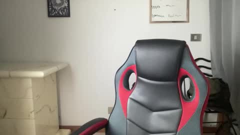 Snapshot of sidvicious23cm chatting on March 19, 2026, 5:17 pm sidvicious23cm online show from March 19, 2026, 5:17 pm