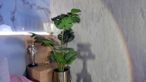 Snapshot of sienna_belluccii chatting on July 28, 2026, 4:39 pm sienna belluccii online show from July 28, 2026, 4:39 pm