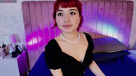 Sienna Desieree online show from December 15, 2025, 11:36 am