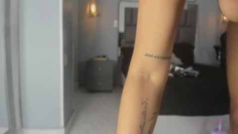 Keira online show from October 24, 2025, 11:39 am