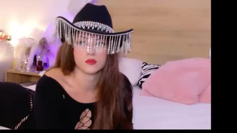 sienna_voss online show from October 19, 2025, 8:53 pm