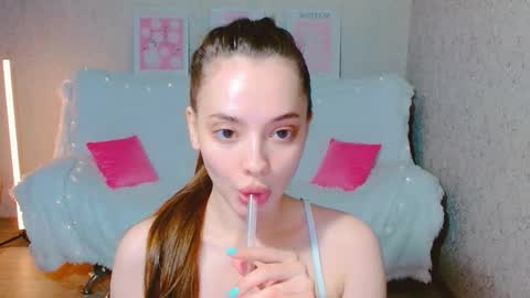 Sienna Mia online show from June 6, 2026, 5:39 pm