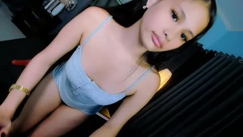 Belle online show from April 25, 2026, 1:41 pm