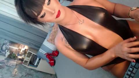 Sierrafina online show from March 31, 2026, 4:57 am