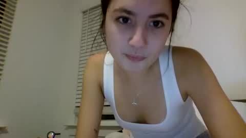 sierranovaa online show from February 19, 2025, 12:46 am