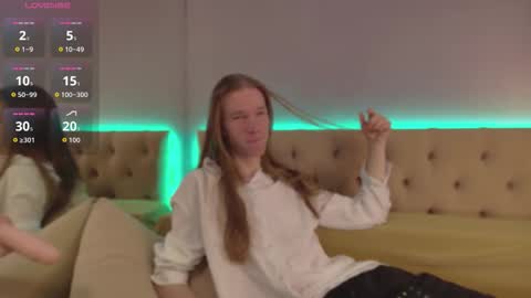 THEODORE online show from September 12, 2025, 10:37 am