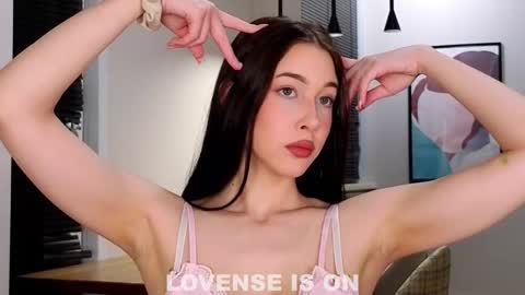 Eva  online show from February 11, 2026, 11:04 am