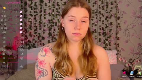 Chloe online show from January 14, 2025, 7:27 am