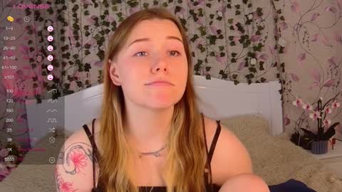 Chloe online show from February 6, 2025, 10:15 am