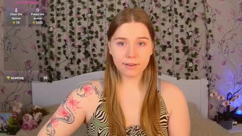 Chloe online show from February 25, 2025, 4:35 am