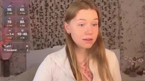 Chloe online show from September 30, 2025, 5:01 am