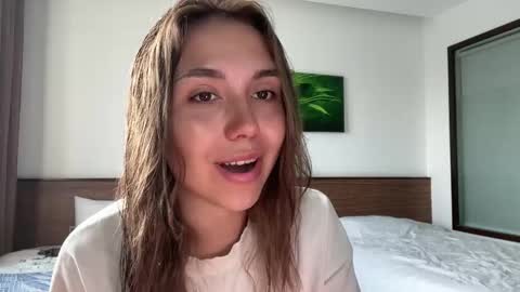 You fav Miss Si online show from February 5, 2026, 2:27 am