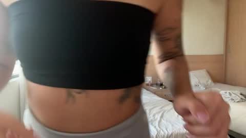 You fav Miss Si online show from April 14, 2026, 9:15 am