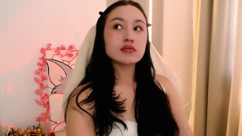 silk_ann online show from April 11, 2026, 7:45 am