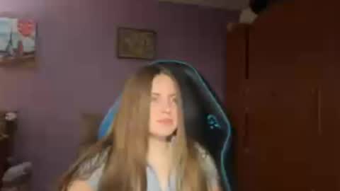 Erica online show from April 3, 2026, 9:57 pm