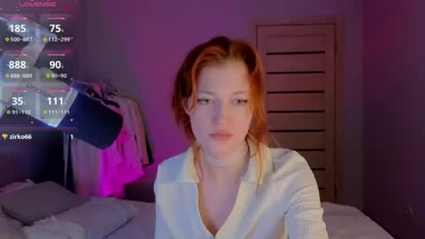 Snapshot of silly___woman chatting on July 16, 2026, 8:04 pm silly___woman online show from July 16, 2026, 8:04 pm