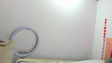 Silvana online show from February 19, 2025, 12:55 pm