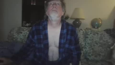 Snapshot of silverfunfox chatting on April 30, 2026, 10:43 am silverfunfox online show from April 30, 2026, 10:43 am