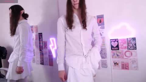 silvermuse online show from February 13, 2026, 10:17 pm