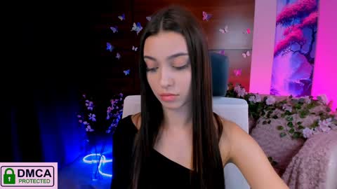 Silvia nude in pvt  online show from December 7, 2024, 11:12 pm