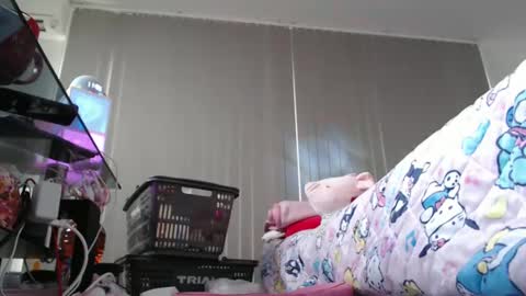 silviajpn online show from February 13, 2025, 2:34 am