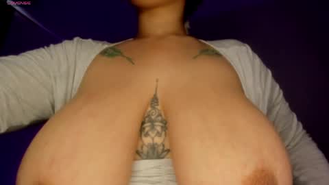 Snapshot of silviarichie_jade chatting on May 15, 2026, 8:27 pm silvia online show from May 15, 2026, 8:27 pm