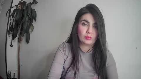 Silvie online show from February 20, 2025, 5:44 am
