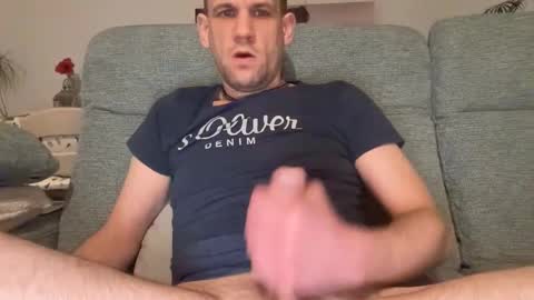 simfreak online show from February 9, 2026, 9:02 am