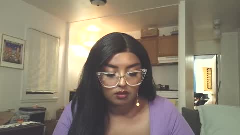 Snapshot of siminfox chatting on September 9, 2025, 1:27 am Simin Fox online show from September 9, 2025, 1:27 am