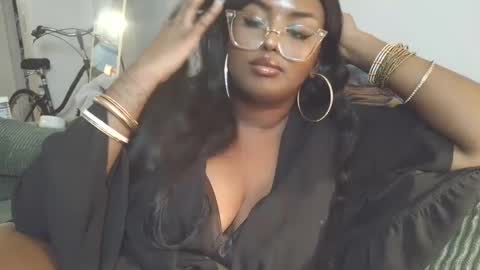 Snapshot of siminfox chatting on September 21, 2025, 4:58 am Simin Fox online show from September 21, 2025, 4:58 am