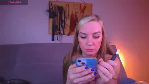 simona_moonshine online show from February 24, 2026, 7:01 pm