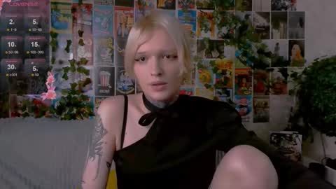 Simona online show from October 1, 2025, 9:54 pm