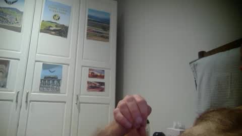 simonfrommelb online show from June 14, 2026, 5:09 am