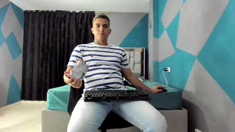 SIMON KELER online show from March 3, 2025, 11:03 pm