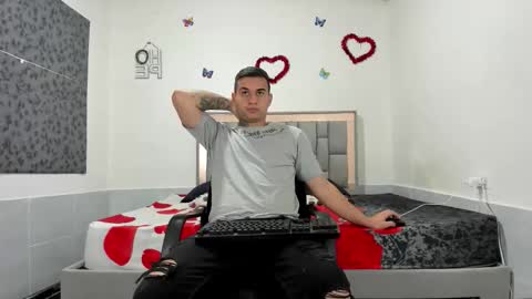 SIMON KELER online show from September 30, 2025, 11:48 am