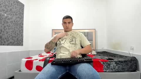 SIMON KELER online show from February 10, 2026, 9:52 pm