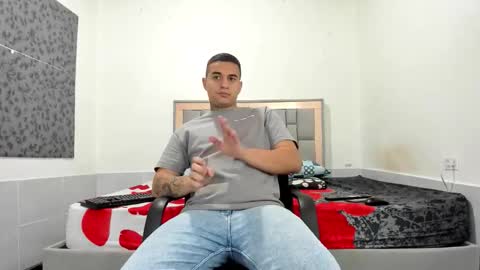 SIMON KELER online show from February 18, 2026, 1:01 am